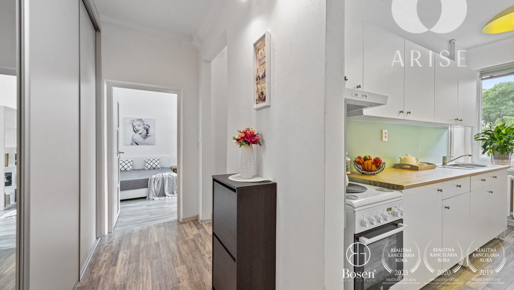 REZERVOVANÝ 1 izbový byt v Ružinove- Ostredky