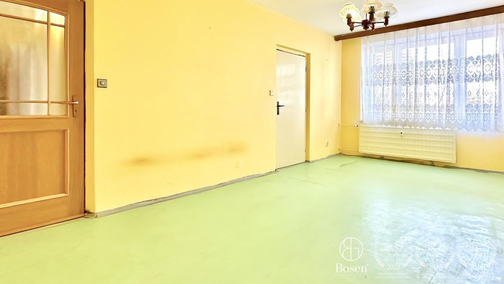 BOSEN | Priestranný 3 izbový byt pri parku, Fiľakovo, 75m2