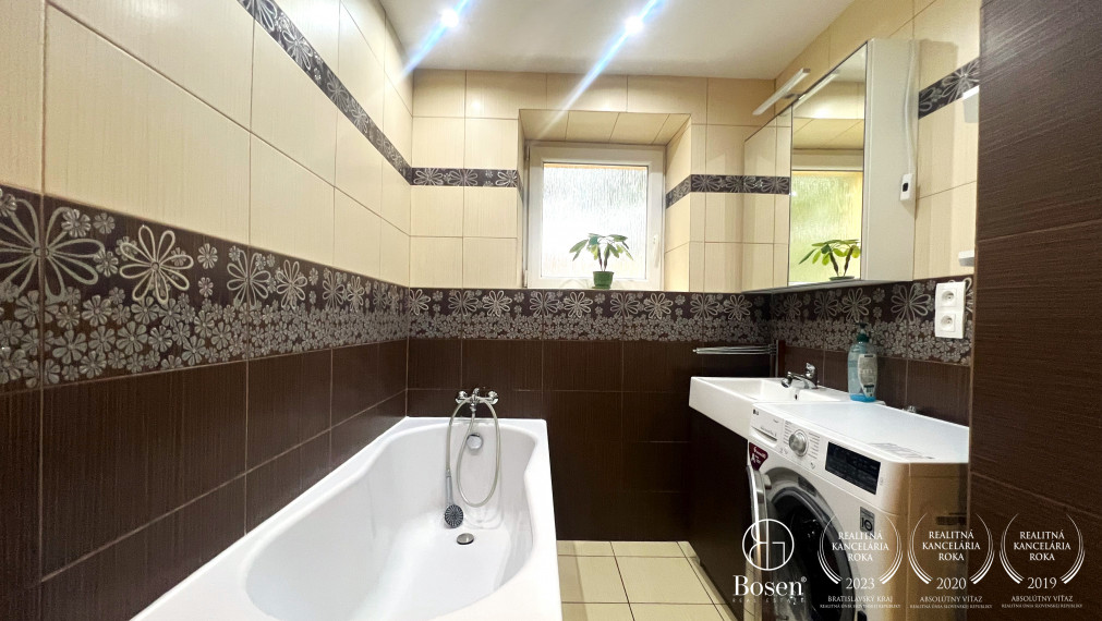 BOSEN | Na prenájom slnečný 2 izbový byt | Trenčín - Sihoť