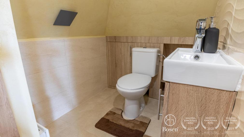 BOSEN | Nadštandardný rodinný dom s viacerými možnosťami využitia