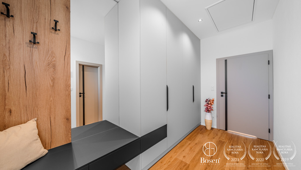 REZERVOVANÉ BOSEN | Nadštandardný RD s vlastným wellnes v lokalite Senec