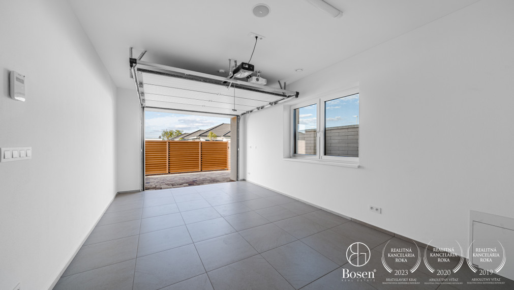 REZERVOVANÉ BOSEN | Nadštandardný RD s vlastným wellnes v lokalite Senec