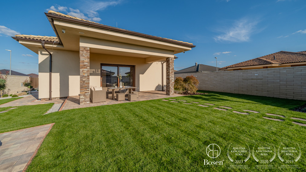 REZERVOVANÉ BOSEN | Nadštandardný RD s vlastným wellnes v lokalite Senec