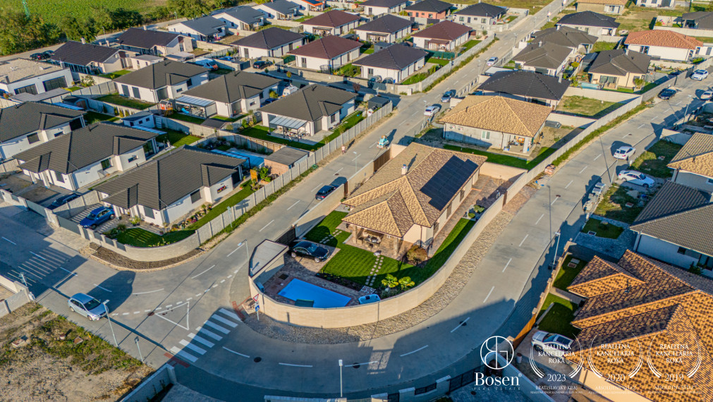 REZERVOVANÉ BOSEN | Nadštandardný RD s vlastným wellnes v lokalite Senec