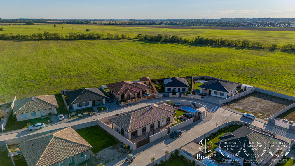 REZERVOVANÉ BOSEN | Nadštandardný RD s vlastným wellnes v lokalite Senec
