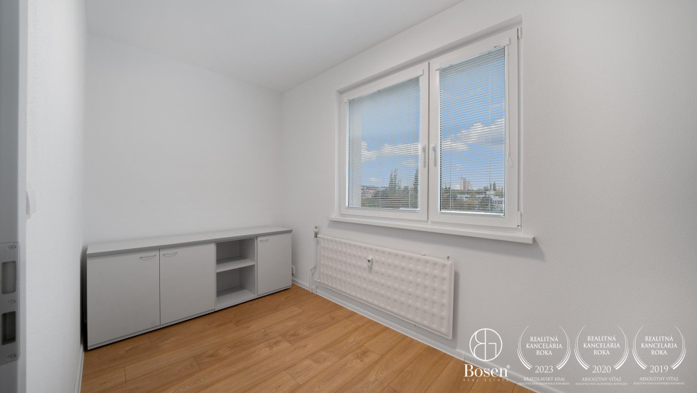 BOSEN | Predaj kompletne prerobený 3 izbový byt, 60,30 m2, Bratislava – m.č. Dúbravka