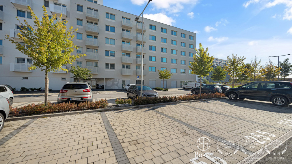 BOSEN | 2 izbový priestranný zariadený byt na prenájom, Bratislava