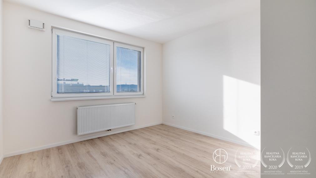 BOSEN I Prenájom svetlého čiastočne zariadeného 3i bytu, Ovocné sady, Ružinov, 70 m2