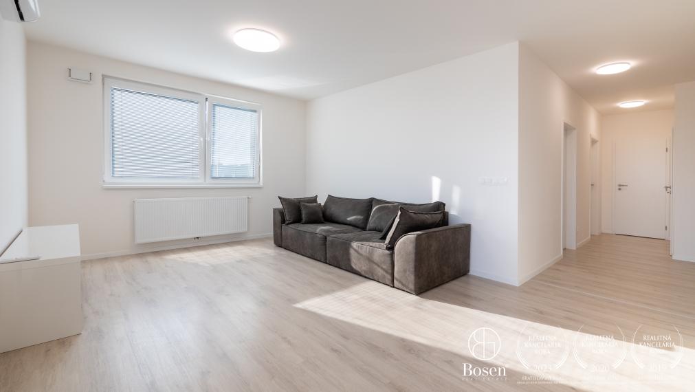 BOSEN I Prenájom svetlého čiastočne zariadeného 3i bytu, Ovocné sady, Ružinov, 70 m2