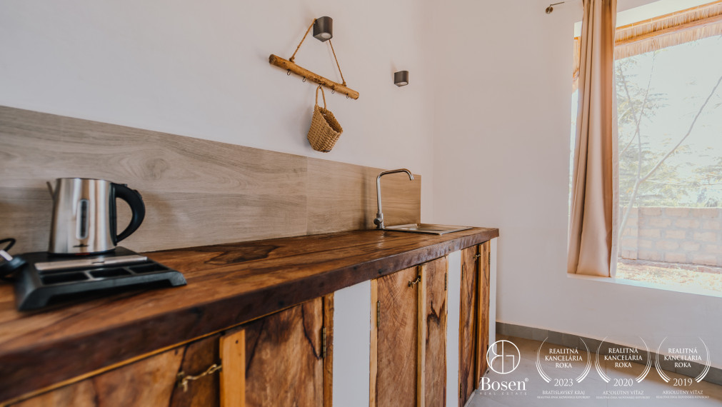 BOSEN I Zariadený 2 izbový dom na pláži, Zanzibar