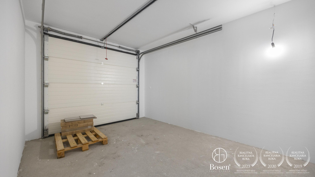 REZERVOVANÉ!!! BOSEN | Na predaj novostavba 5 izbového rodinného domu s garážou