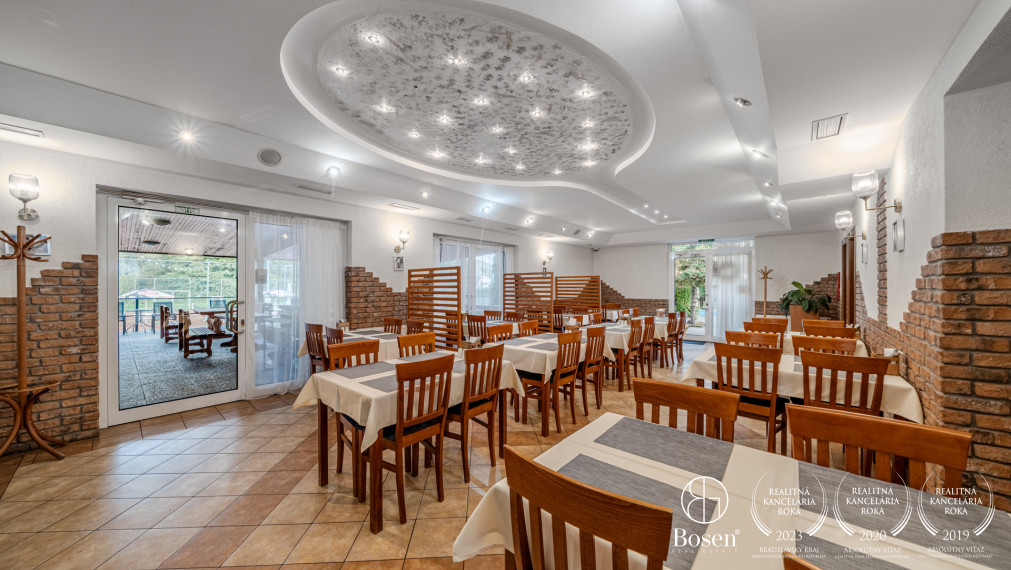 BOSEN | Zabehnutéhý penzión s reštauráciou a tenisovými kurtami, Nedožery-Brezany, 9.729 m2