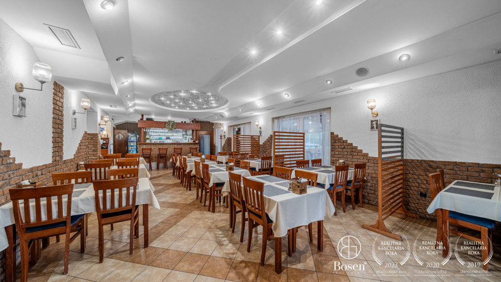 BOSEN | Zabehnutéhý penzión s reštauráciou a tenisovými kurtami, Nedožery-Brezany, 9.729 m2