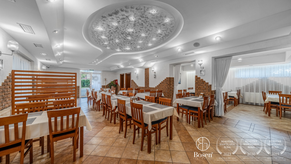 BOSEN | Zabehnutéhý penzión s reštauráciou a tenisovými kurtami, Nedožery-Brezany, 9.729 m2