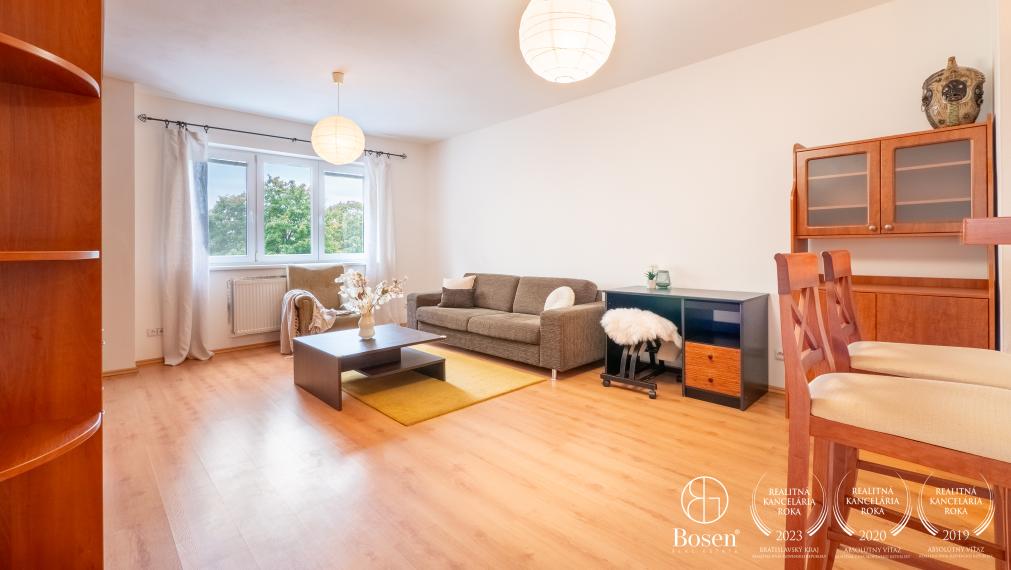 BOSEN | PRENÁJOM 2 izbový petfriendly byt s lodžiou, v pokojnej časti Ružinova