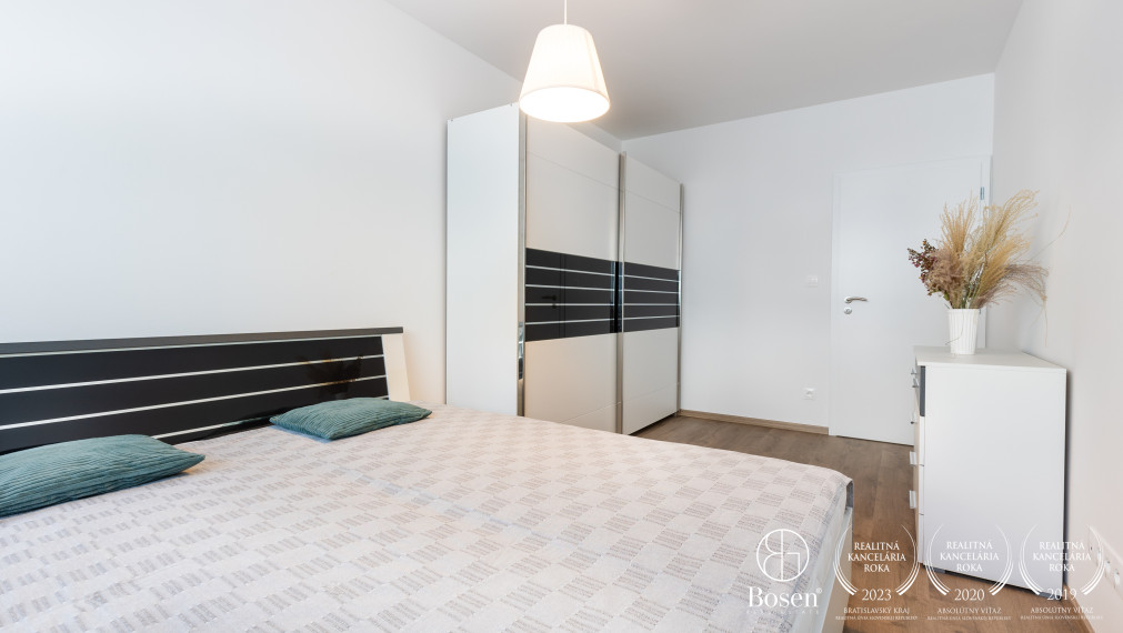 BOSEN | Na prenájom nový zariadený 3i byt, Riviera Nitra