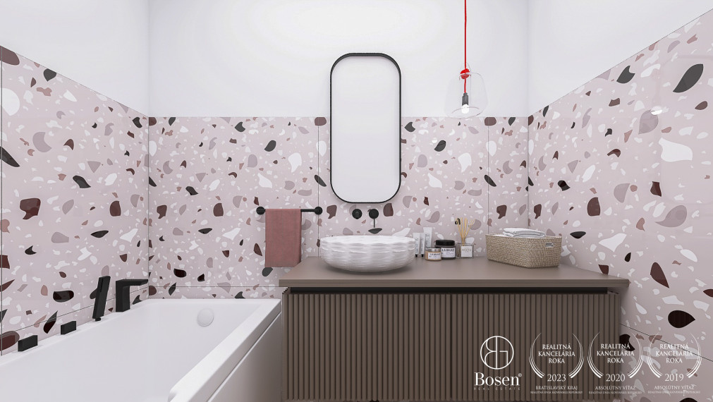 BOSEN | Priestranný 4 izbový byt v centre mesta Malacky, Malé námestie