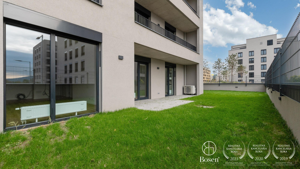 PREDANÉ: BOSEN | 4kk byt s predzáhradkou v novostavbe Bory Bývanie