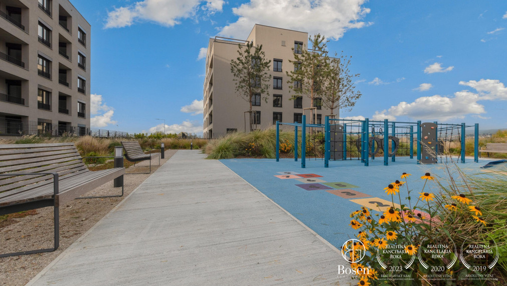 PREDANÉ: BOSEN | 4kk byt s predzáhradkou v novostavbe Bory Bývanie