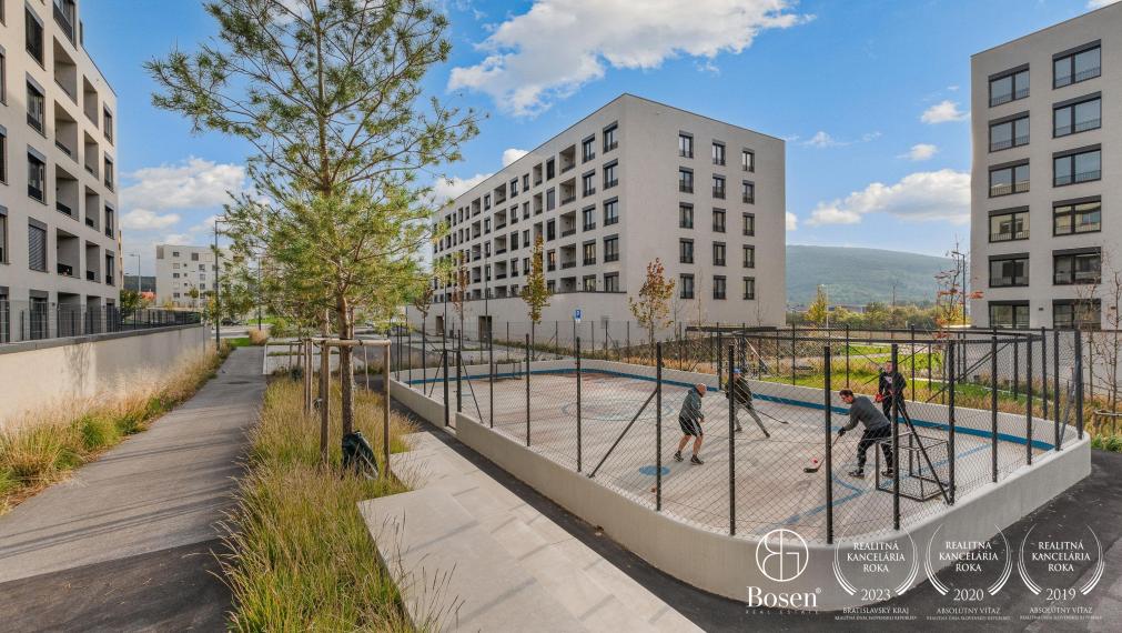 PREDANÉ: BOSEN | 4kk byt s predzáhradkou v novostavbe Bory Bývanie