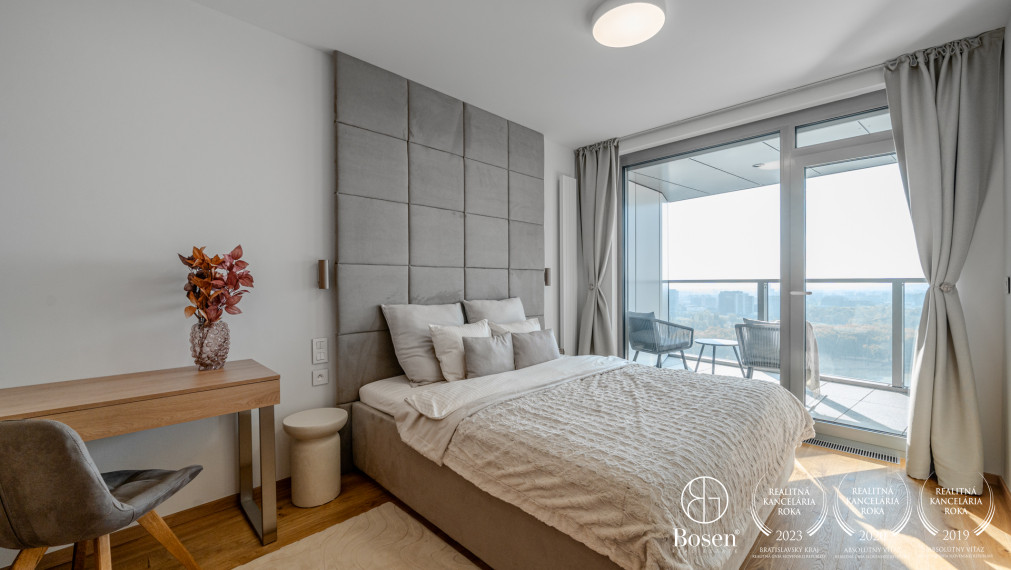 BOSEN | EUROVEA TOWER - luxusný 2i byt s krásnym výhľadom na hrad, 58,4m2