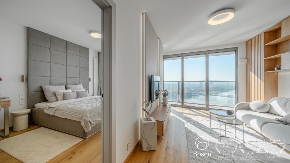 BOSEN | EUROVEA TOWER - luxusný 2i byt s krásnym výhľadom na hrad, 58,4m2