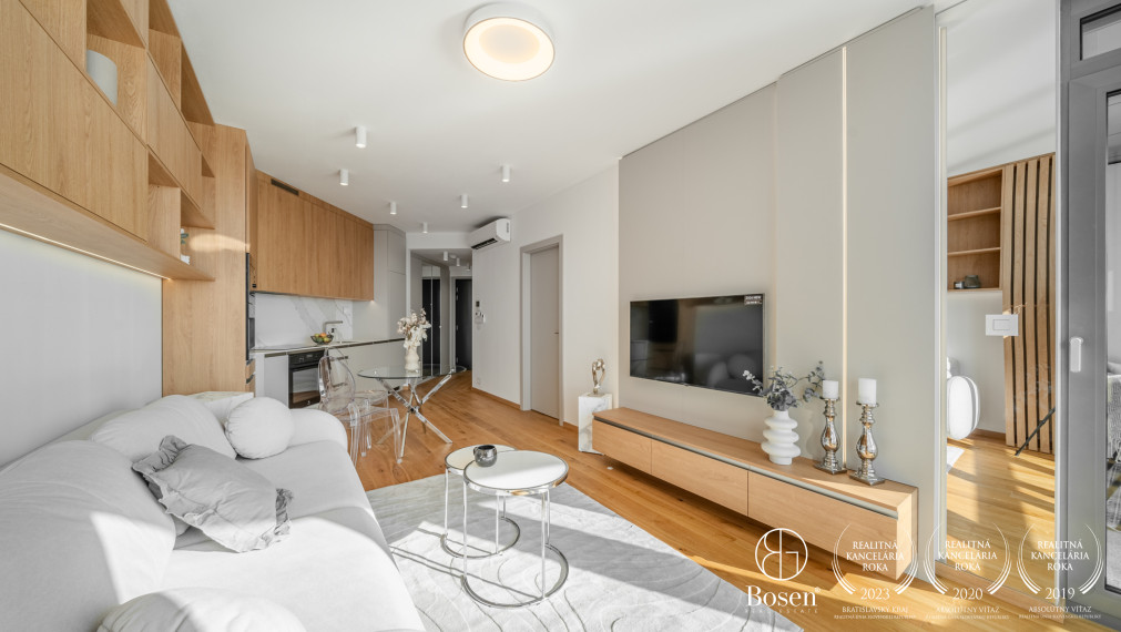 BOSEN | EUROVEA TOWER - luxusný 2i byt s krásnym výhľadom na hrad, 58,4m2