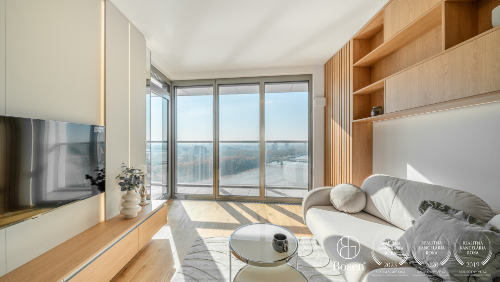 BOSEN | EUROVEA TOWER - luxusný 2i byt s krásnym výhľadom na hrad, 58,4m2