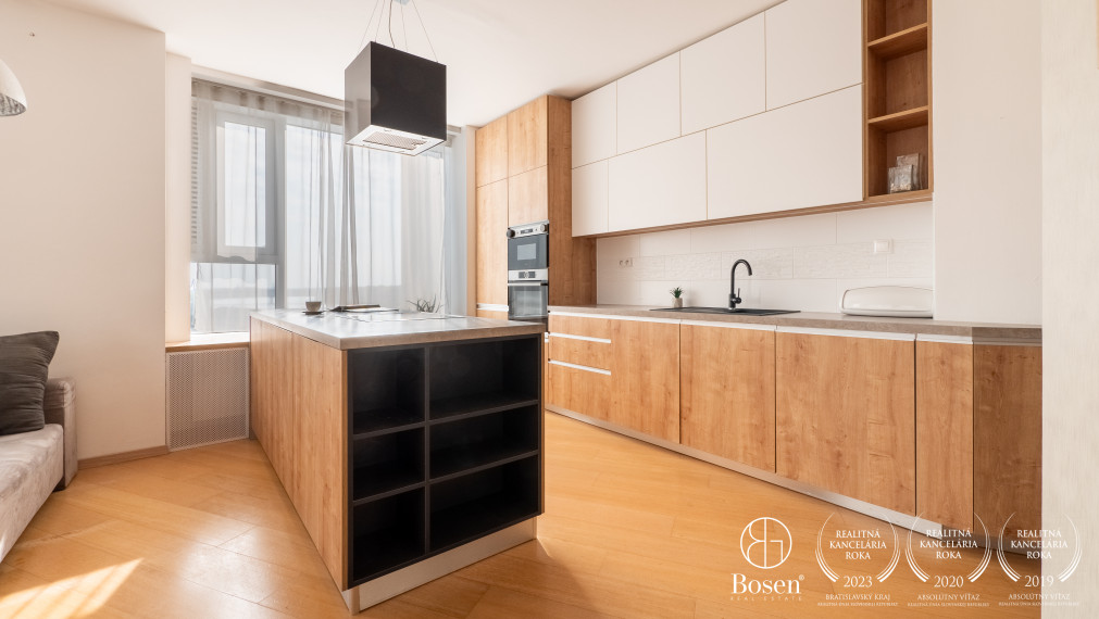 Prenajatý - BOSEN | Priestranný 3 izb. byt, Panorama City, ul. Landererova, Bratislava, 88 m2