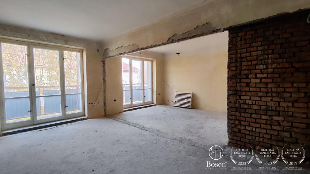 BOSEN | Slnečný 3 izb.byt v centre mesta Lučenec, Erenburgova,69 m2