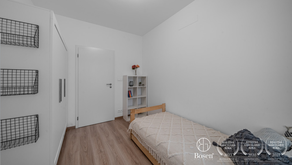 BOSEN | Zariadený 3 izbový byt s terasou v novostavbe Slnečnice - Viladomy, 76,54 m2