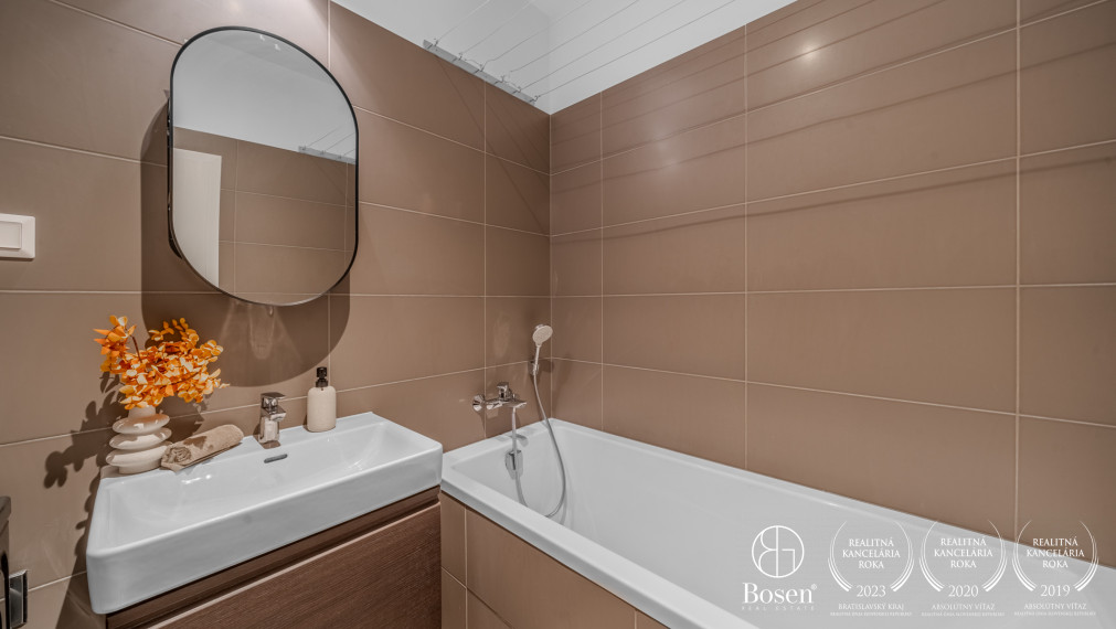 BOSEN | Zariadený 3 izbový byt s terasou v novostavbe Slnečnice - Viladomy, 76,54 m2