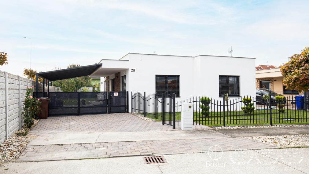 BOSEN | Nadštandardný 4i RD v meste Dunajská Streda