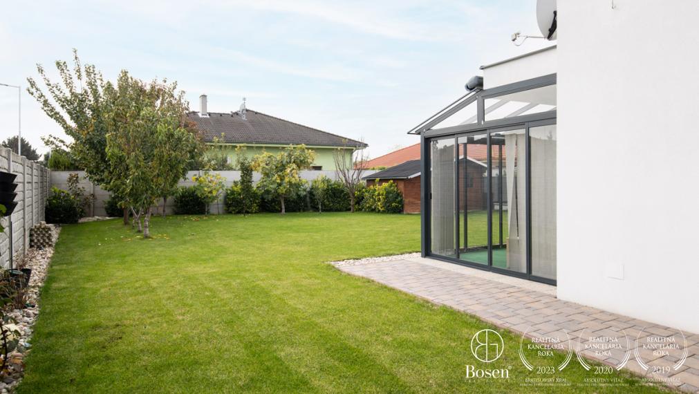 BOSEN | Nadštandardný 4i RD v meste Dunajská Streda