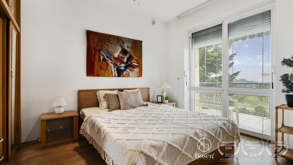 BOSEN | 4 izbový mezonetový byt so záhradkou, 288 m2, Bratislava - Karlova Ves, Pernecká ul.