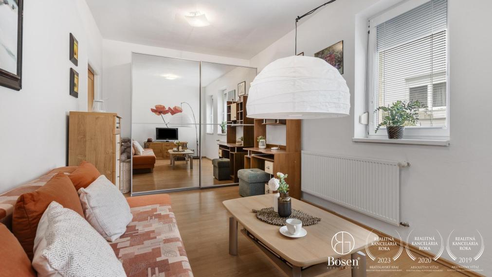 BOSEN | 4 izbový mezonetový byt so záhradkou, 288 m2, Bratislava - Karlova Ves, Pernecká ul.