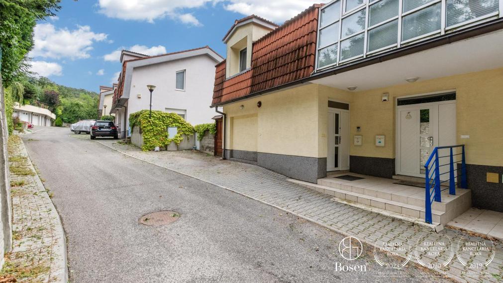 BOSEN | 4 izbový mezonetový byt so záhradkou, 288 m2, Bratislava - Karlova Ves, Pernecká ul.