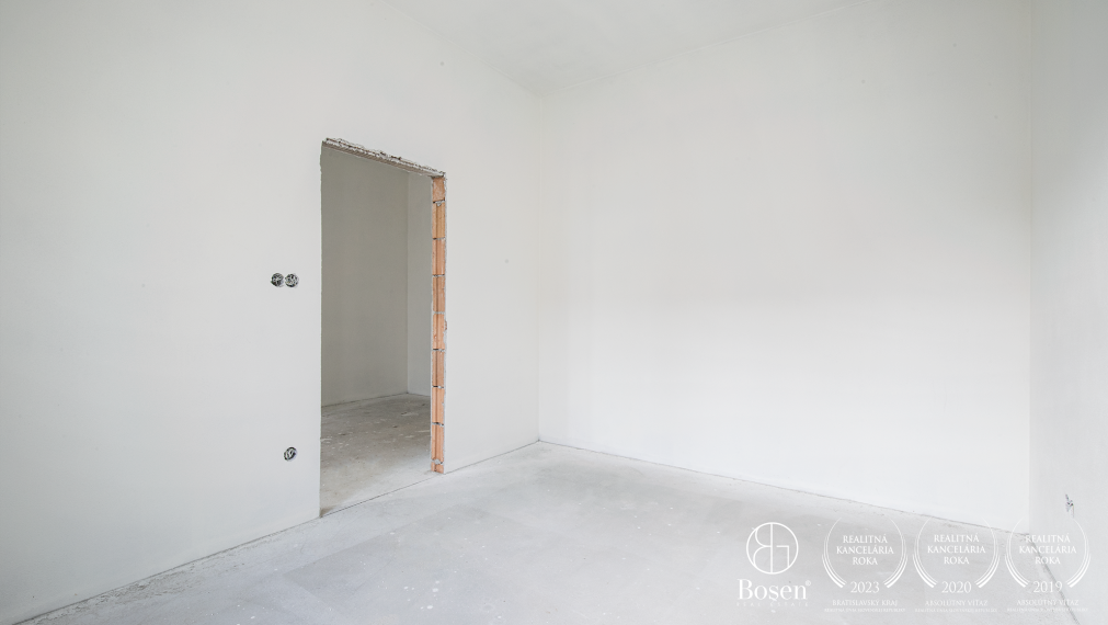 BOSEN | Poschodový 5i RD s garážou v centre mesta