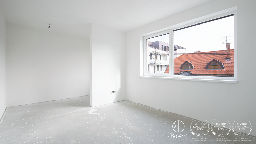 BOSEN | Poschodový 5i RD s garážou v centre mesta