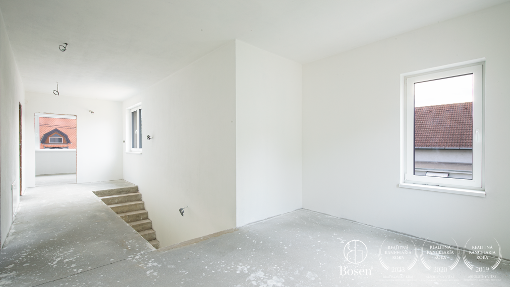 BOSEN | Poschodový 5i RD s garážou v centre mesta