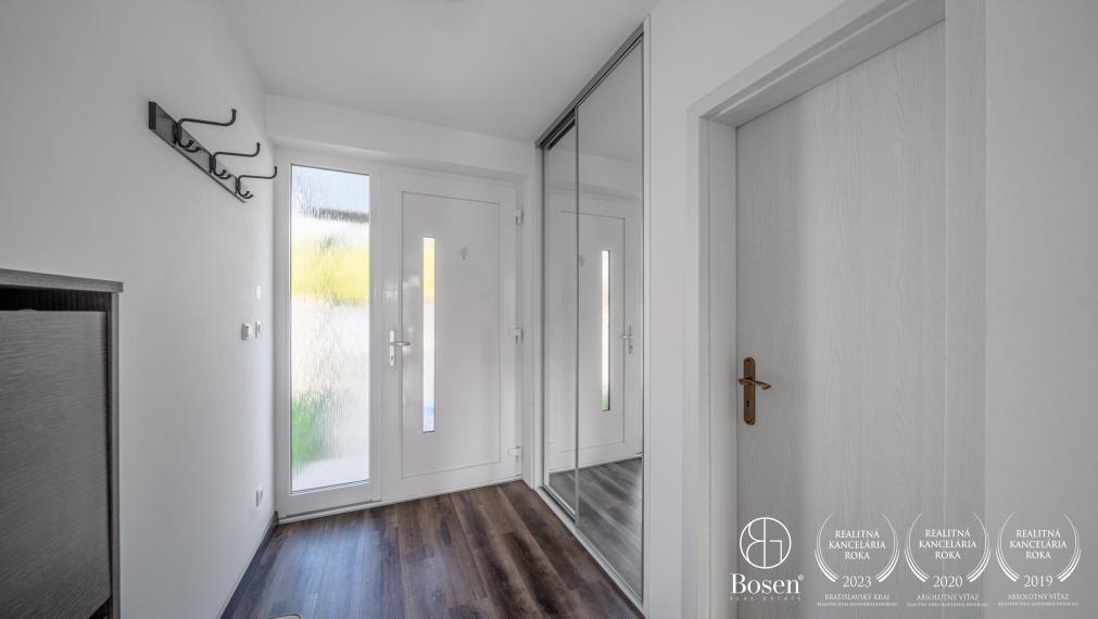 PREDANÉ BOSEN | 4 izbový byt v dvojdome, v  Hamuliakovo