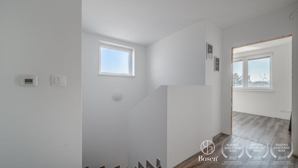 PREDANÉ BOSEN | 4 izbový byt v dvojdome, v  Hamuliakovo