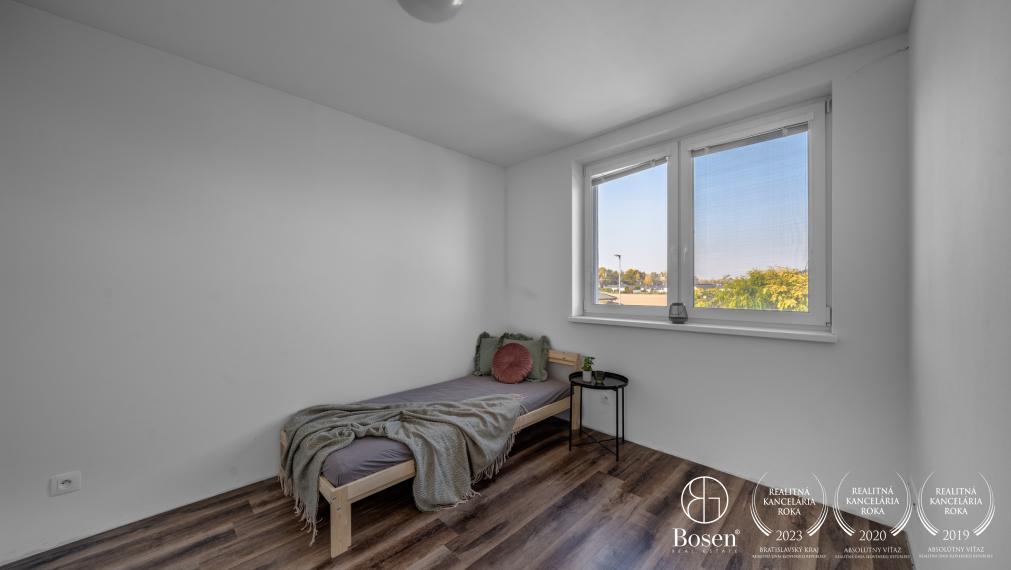PREDANÉ BOSEN | 4 izbový byt v dvojdome, v  Hamuliakovo