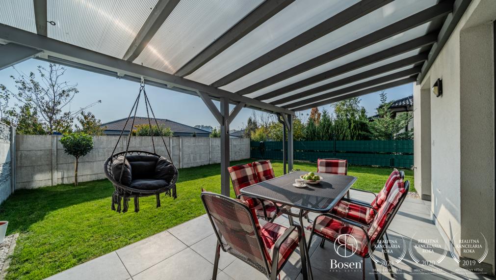 PREDANÉ BOSEN | 4 izbový byt v dvojdome, v  Hamuliakovo