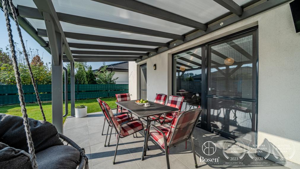 PREDANÉ BOSEN | 4 izbový byt v dvojdome, v  Hamuliakovo