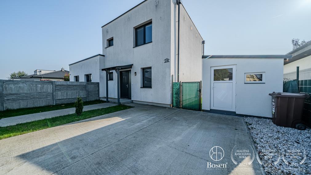 PREDANÉ BOSEN | 4 izbový byt v dvojdome, v  Hamuliakovo