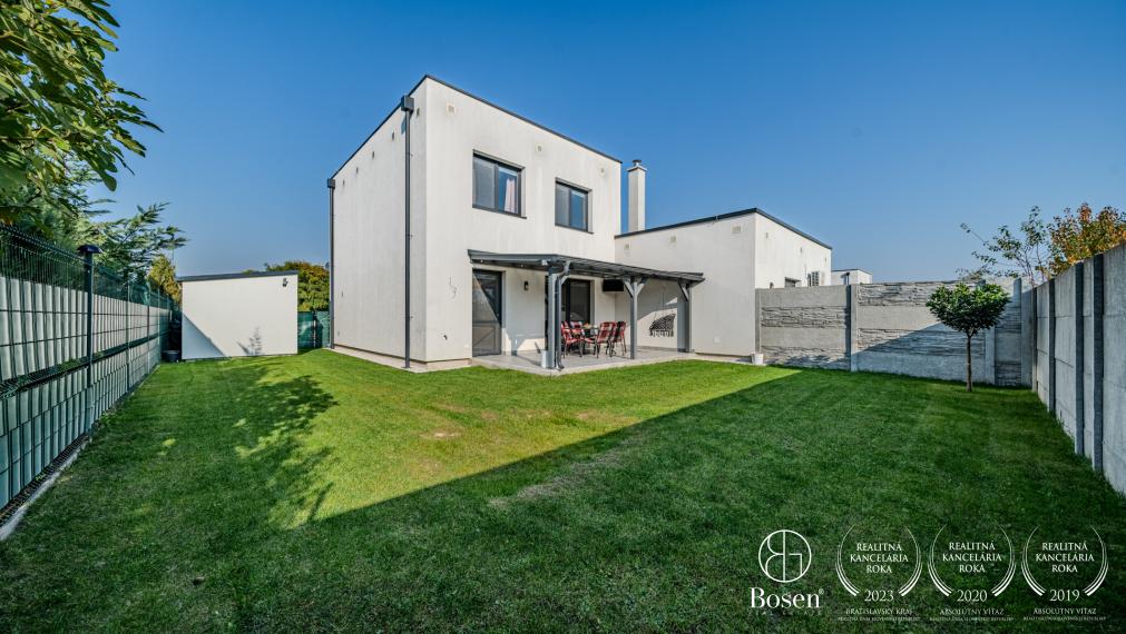 PREDANÉ BOSEN | 4 izbový byt v dvojdome, v  Hamuliakovo