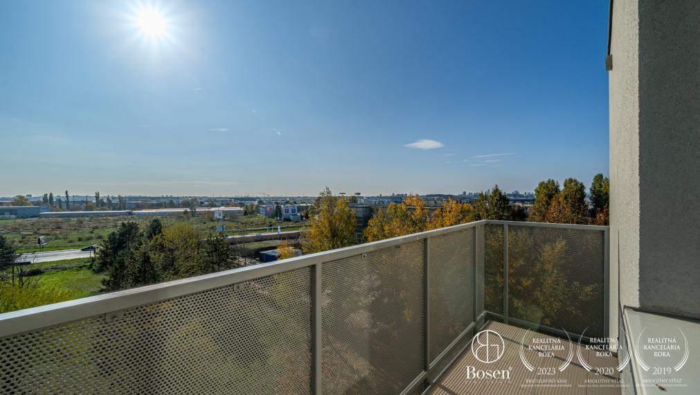 BOSEN | 3 izbový priestranný zariadený byt na prenájom, Bratislava