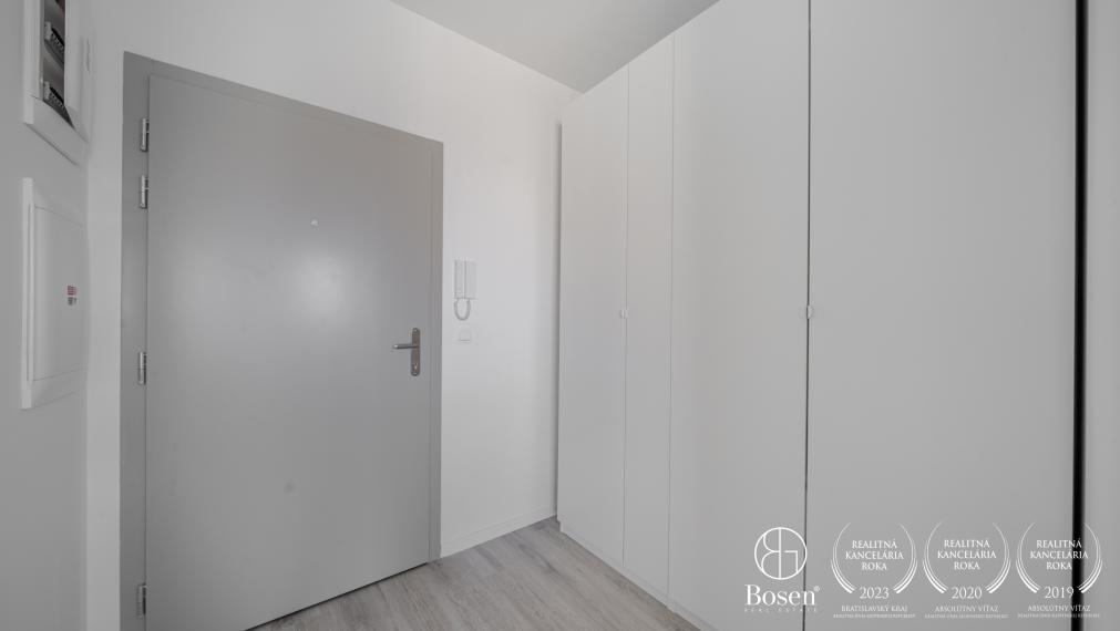 BOSEN | 1 izbový zariadený byt na prenájom, Bratislava