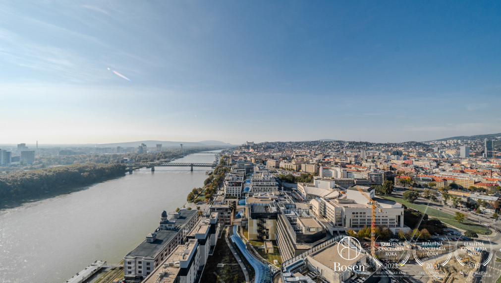 BOSEN | PRENAJATÉ EUROVEA TOWER - luxusný 2i byt s krásnym výhľadom na hrad, 58,4m2